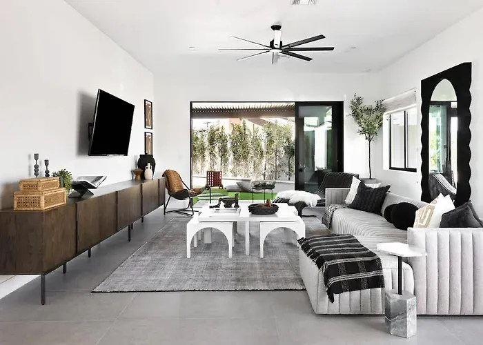Old Town Modern By Hozho *